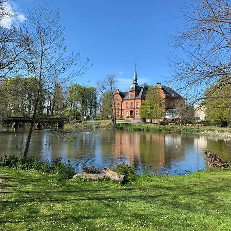 Seelund - Meeresrauschen Lauschen - Ruhiges Sonniges Mit Garten Und Terrasse Nahe Und Ostsee * Schönhagen
