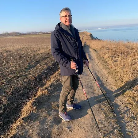 Seelund - Meeresrauschen Lauschen - Ruhiges Sonniges Mit Garten Und Terrasse Nahe Und Ostsee Apartman